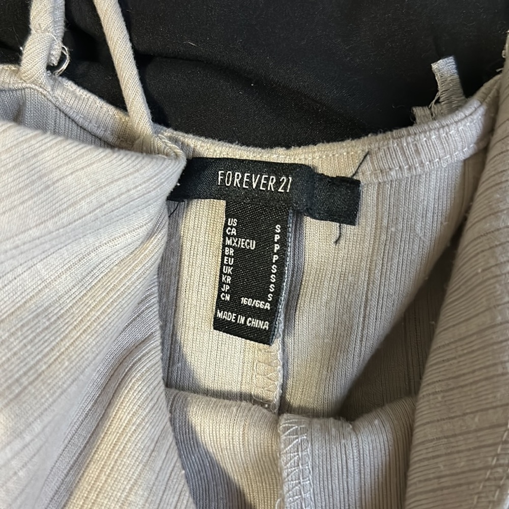 Romper - Picture 2 of 2